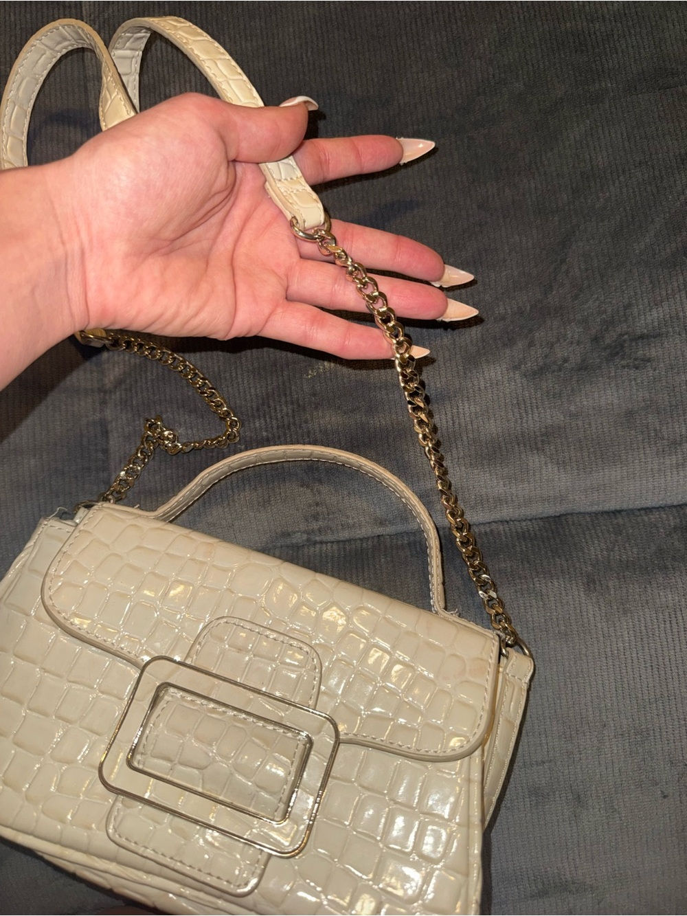 Zara Cream Croc-Embossed Shoulder Bag with Gold Chain